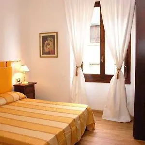 2* Hotel Golden View