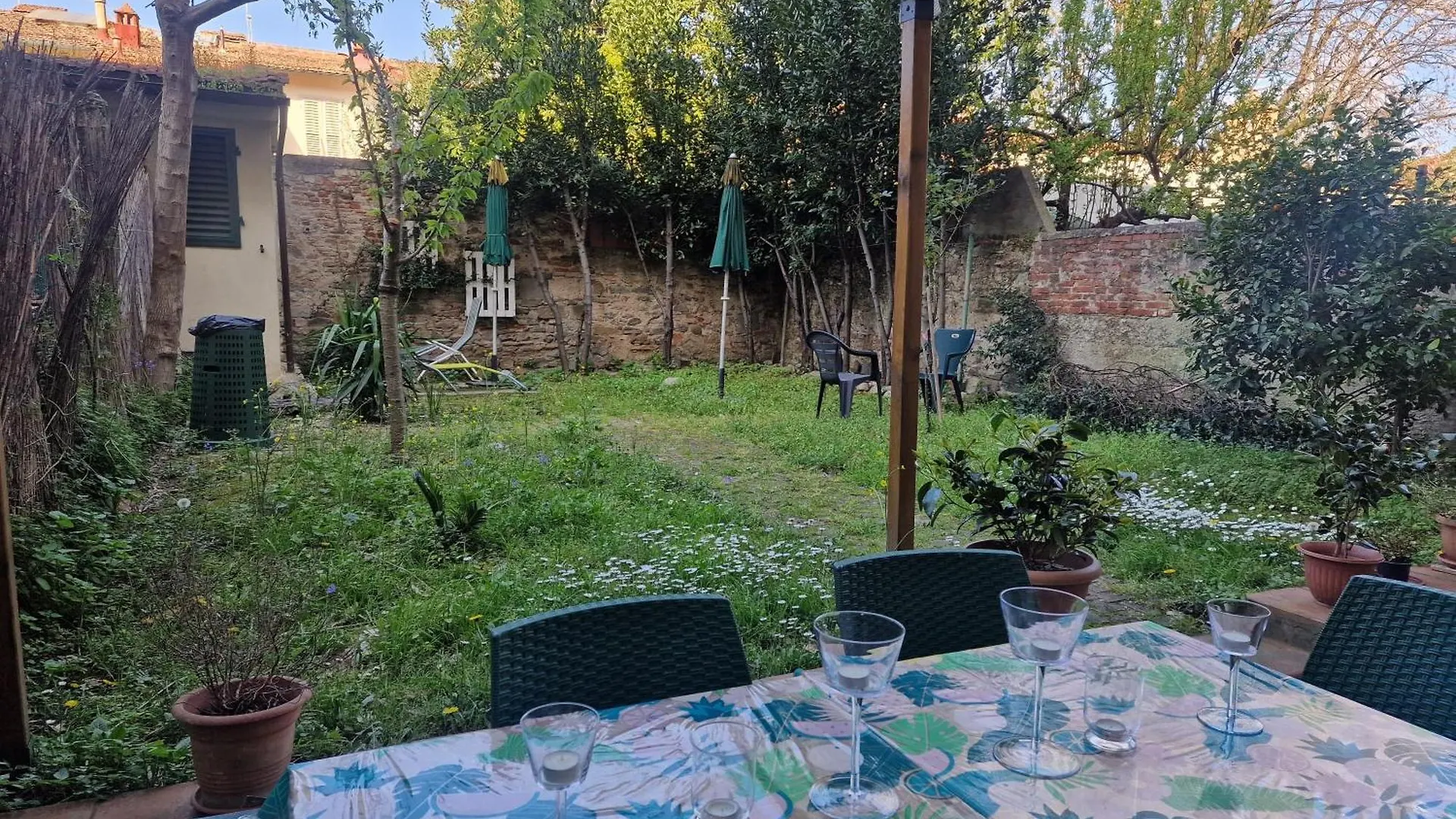 Au Jardin De Florencia Pensión